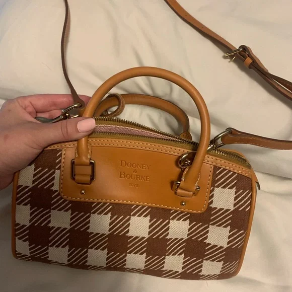 Y2k Vintage Dooney & Bourke brown/white satchel 🤎 - Picture 7 of 8